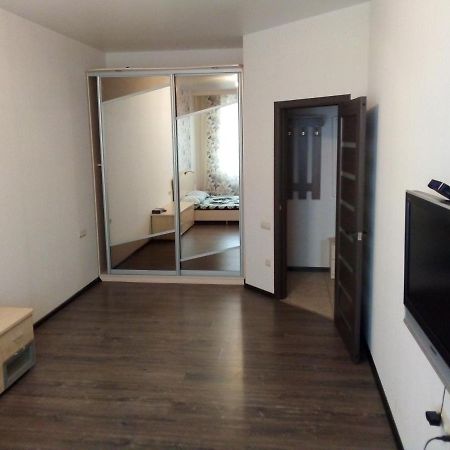 Квартира В Альтаире 2/Apartment For Rent In A Residential Complex Altair 2 오데사 외부 사진