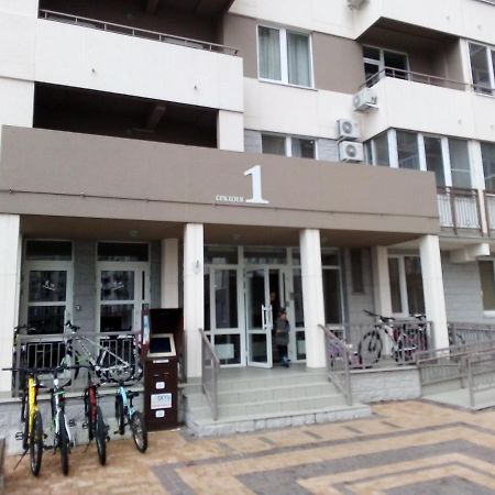 Квартира В Альтаире 2/Apartment For Rent In A Residential Complex Altair 2 오데사 외부 사진