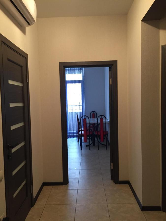 Квартира В Альтаире 2/Apartment For Rent In A Residential Complex Altair 2 오데사 외부 사진