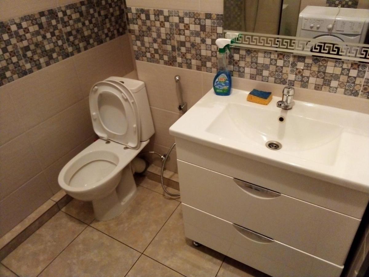 Квартира В Альтаире 2/Apartment For Rent In A Residential Complex Altair 2 오데사 외부 사진